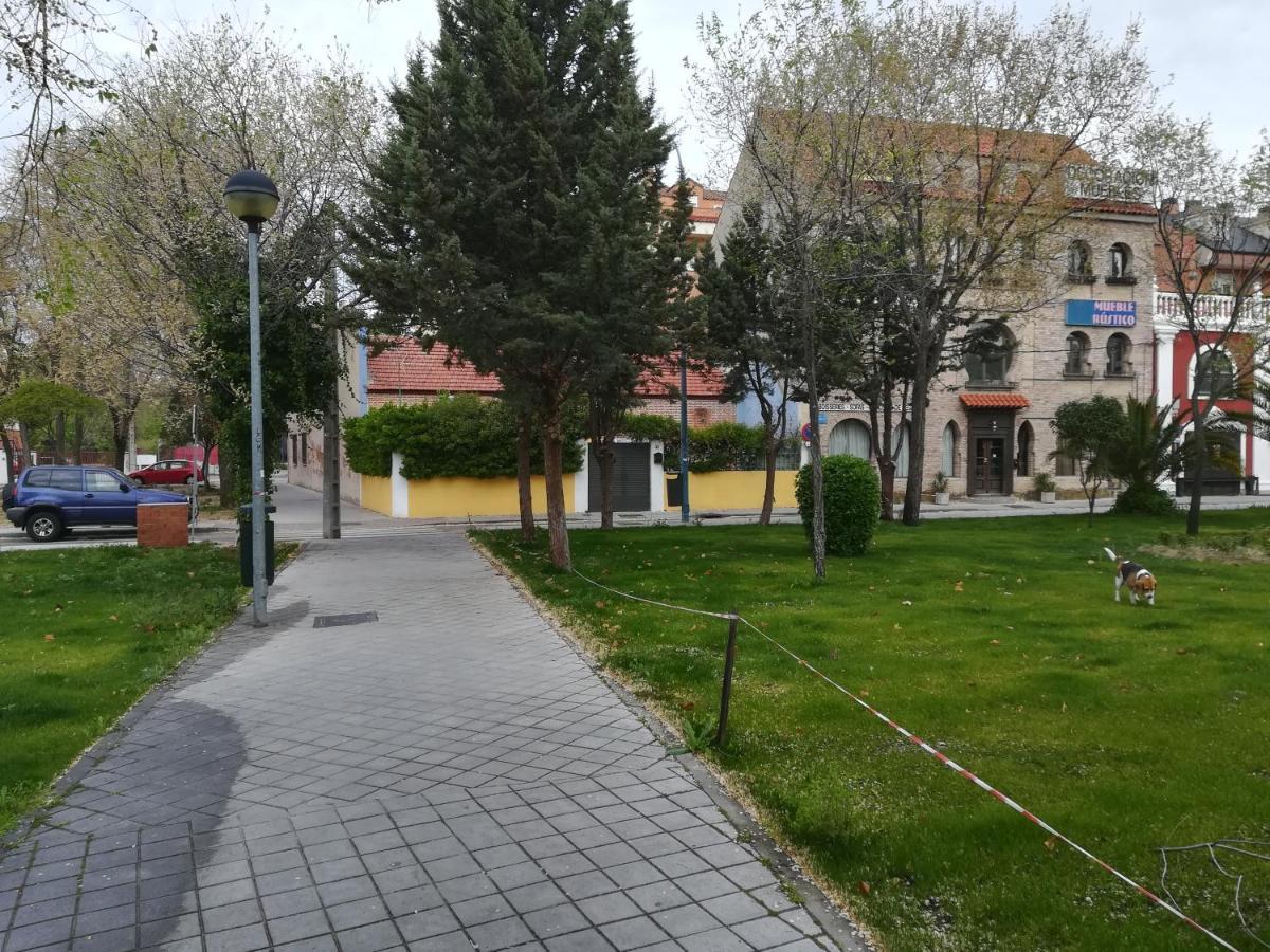 Villa Luna de Segovia Leganés Exterior foto